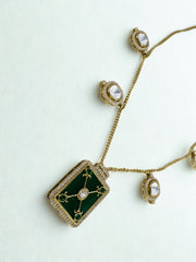 Kundan Verde Pendant Chain