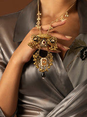 Afsana Chandbali gungroo Necklace