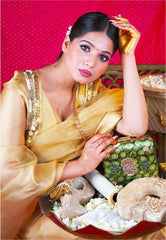 Hastkala Embroidered Festive Clutch For Women