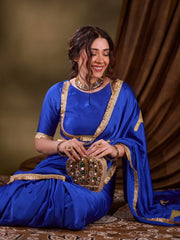ANCHAL SINGH Wearing Crown Gold Beaded & Crystal Minaudière