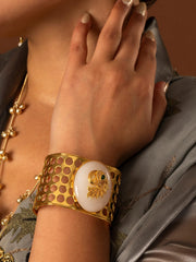 Kasavu Circle Gold Plated Handcuff