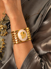 Kasavu Circle Gold Plated Handcuff