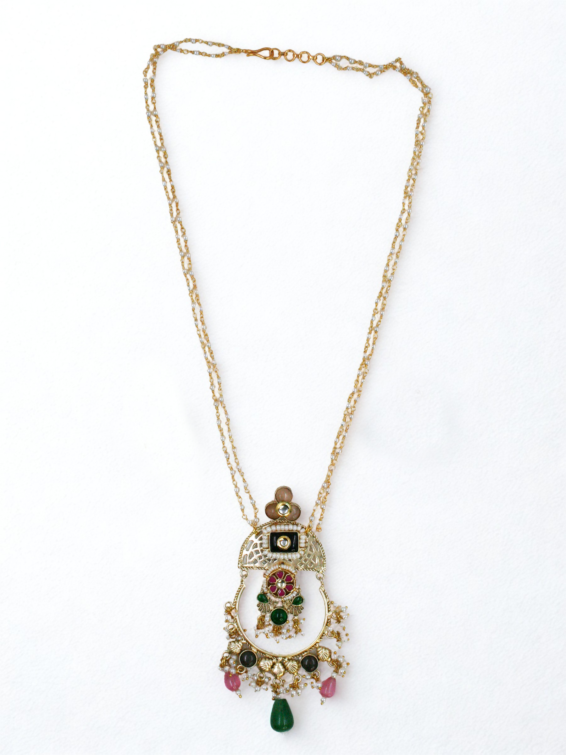 Nooré Chand Pendant Necklace