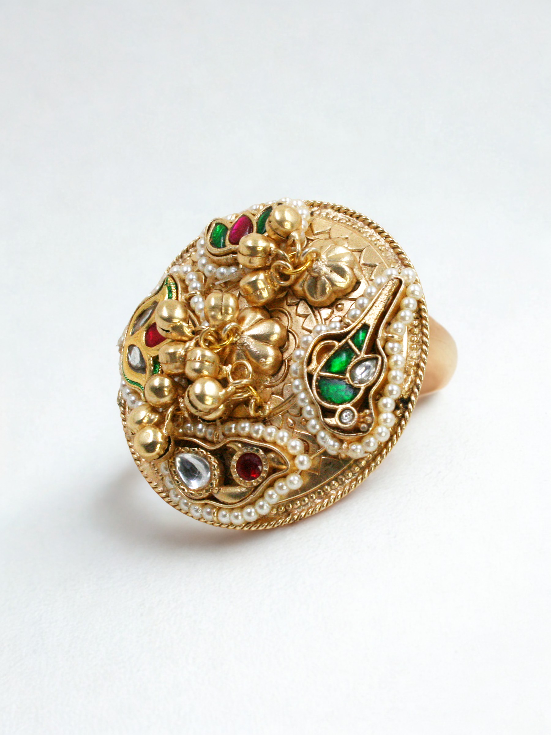 Parindé Kundan Ring