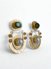 Lucent Links Earrings