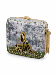Mumtaz Baano Embroidered Clutch