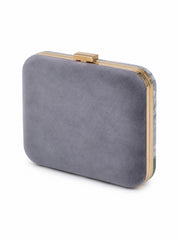 Mumtaz Baano Embroidered Clutch