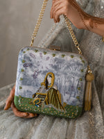Mumtaz Baano Embroidered Clutch