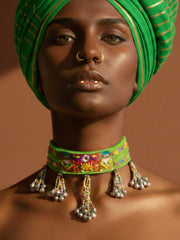 Kachi Kairi Gaj Choker