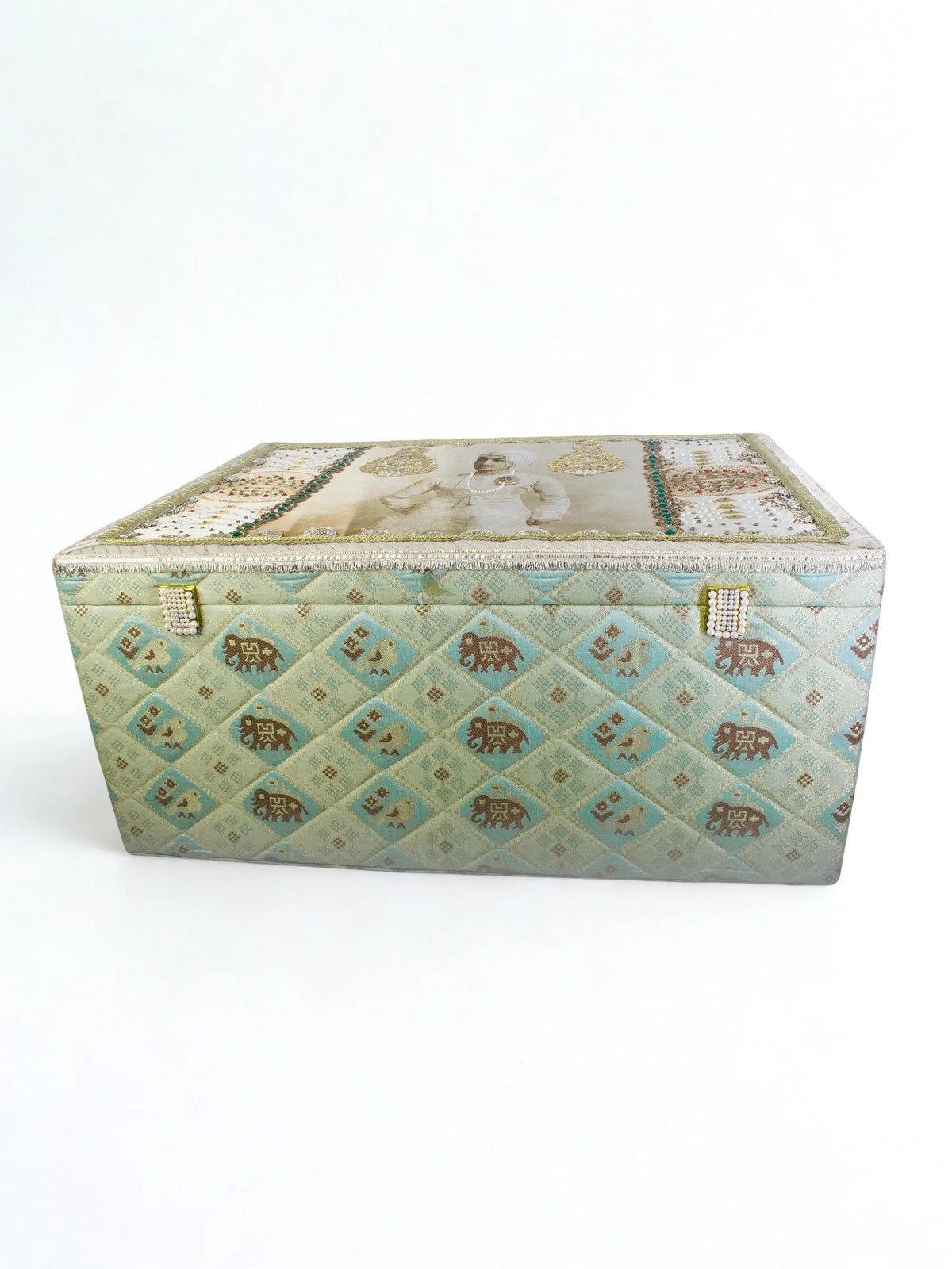 Maharaja Trunk