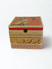 Surkh Ranisa Gift Box