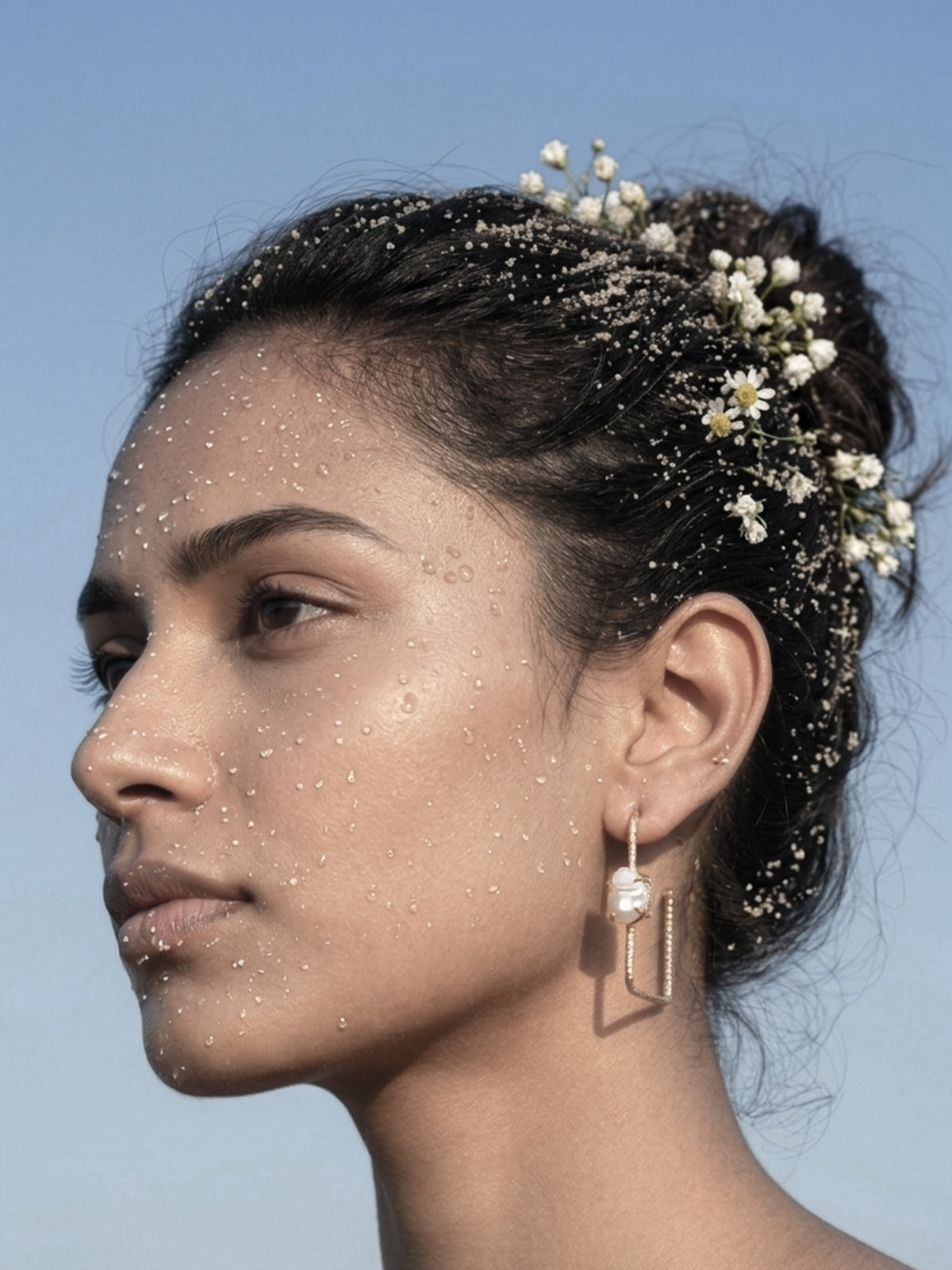 Sculpted Frame Pearl Hoops
