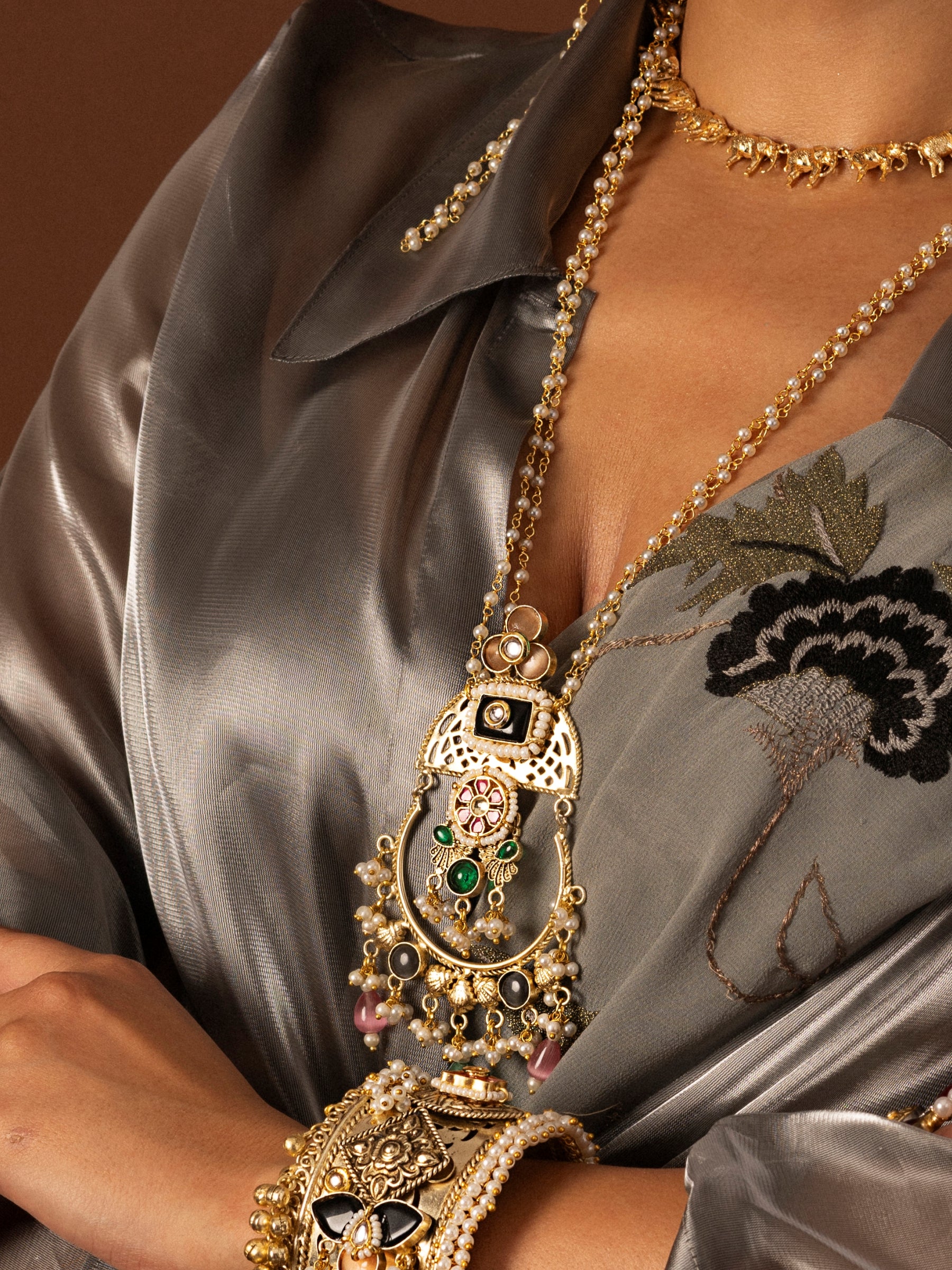 Nooré Chand Pendant Necklace