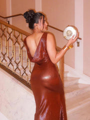 POOJA JAIN Wearing Roar Clutch