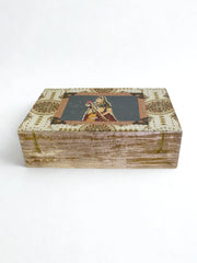 Ranisa Gift Box