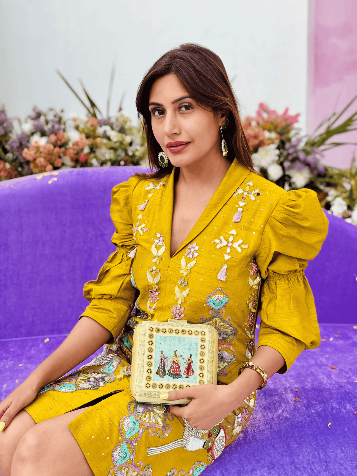 SURBHI CHANDNA Wearing Saheliya Embroidered  Clutch