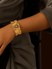 Aurelia Mythos Gold Plated Handcuff