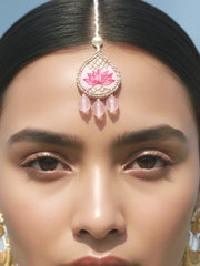 Gulabi Kamal Mangtikka