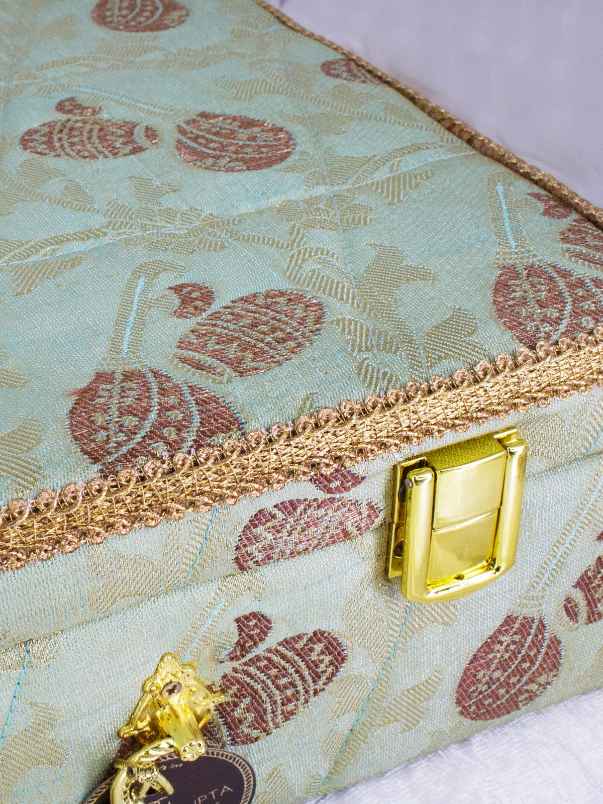 Carnatic Pista Jewellery Box